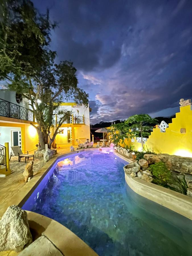 Buenosdias Izamal Bed & Breakfast Exterior photo