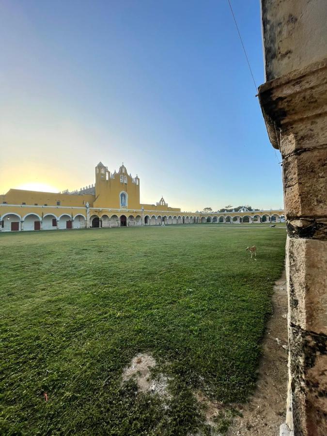 Buenosdias Izamal Bed & Breakfast Exterior photo