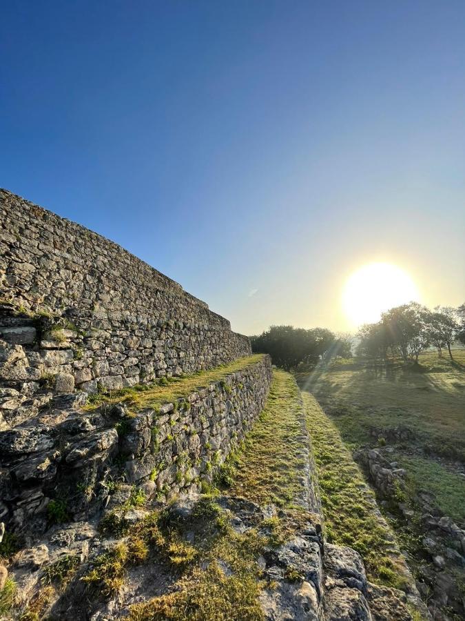 Buenosdias Izamal Bed & Breakfast Exterior photo