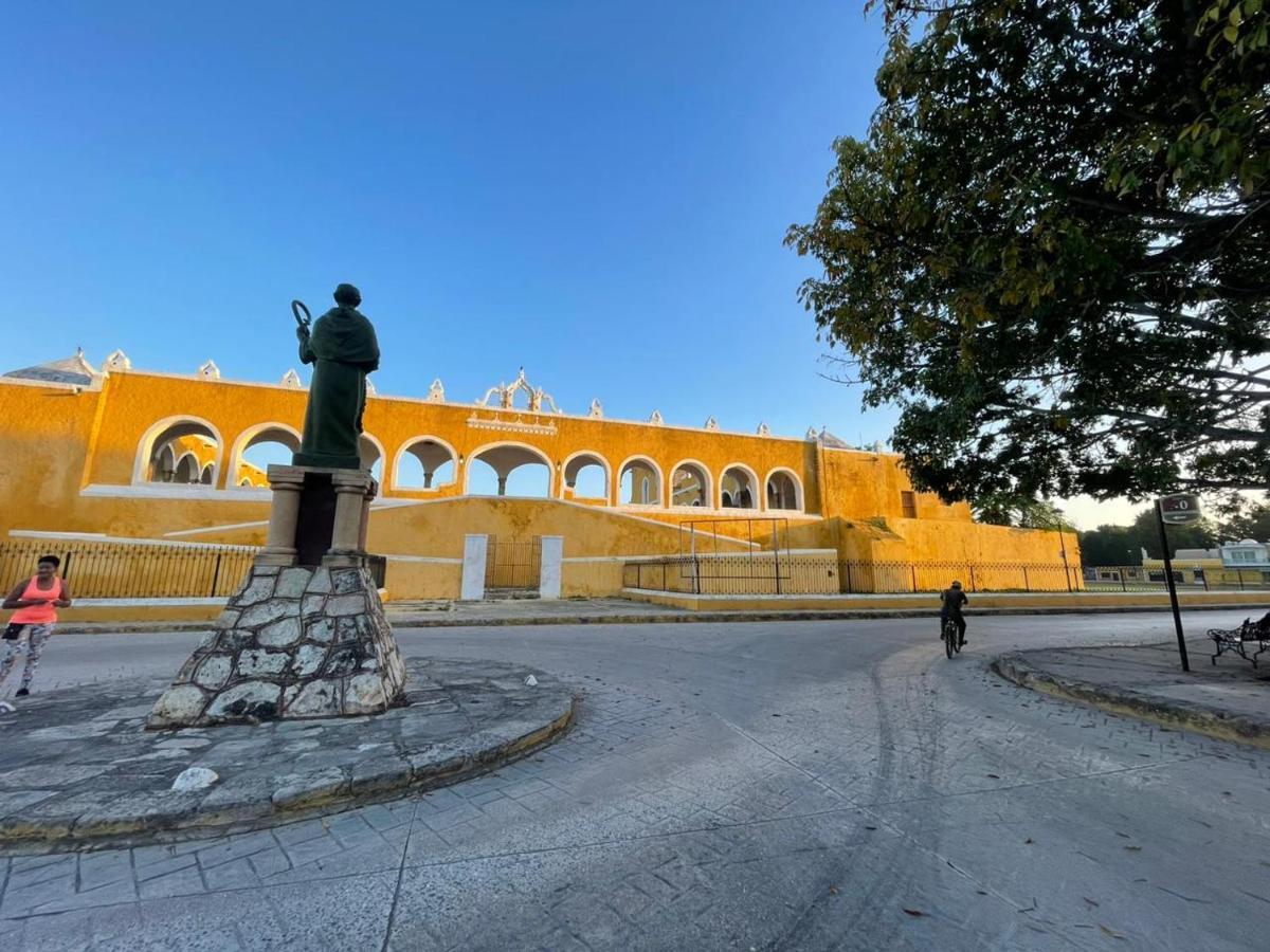 Buenosdias Izamal Bed & Breakfast Exterior photo